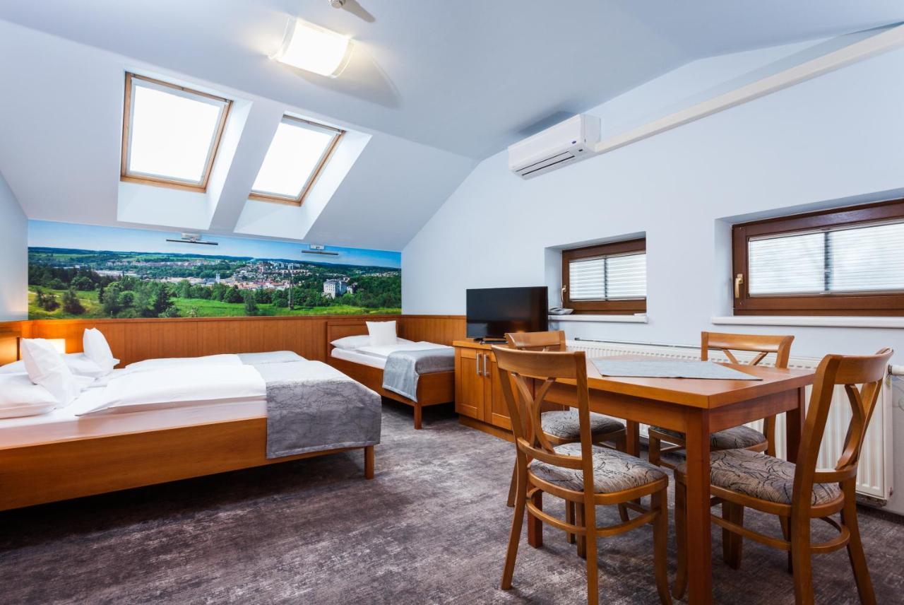 Hotel Jelinkova Vila Velké Meziříčí المظهر الخارجي الصورة